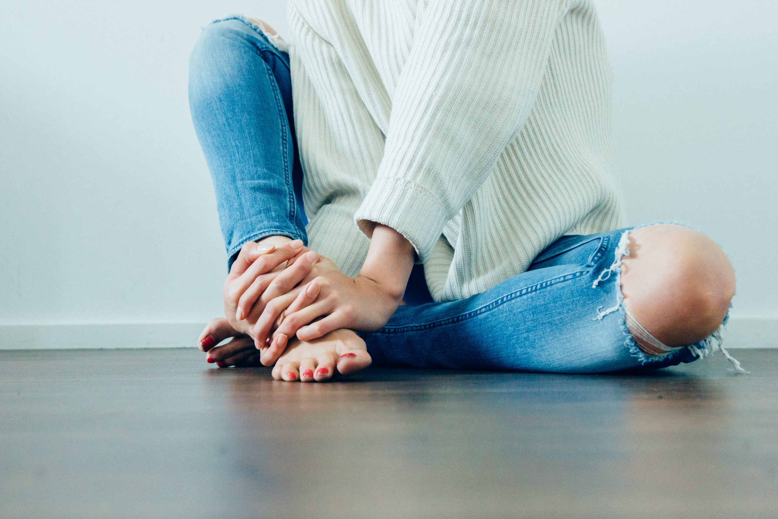 How to Prepare for Your First Therapy Session 1 imani bahati L1kLSwdclYQ unsplash scaled