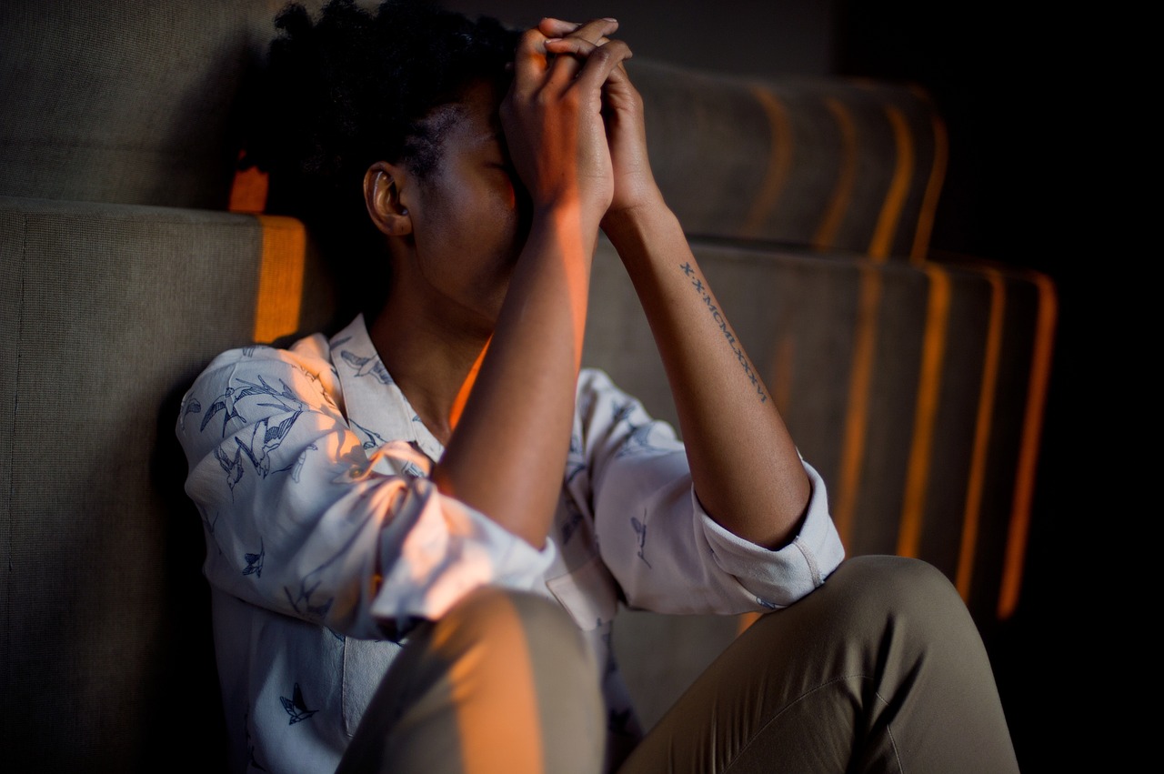 Coping With the Emotional Effects of a Medical Malpractice Suit 1 EMO